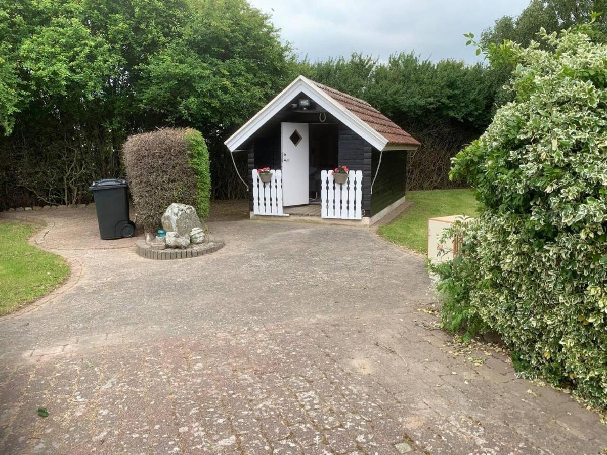 Stunning Romantik Cabin Close To Baltic Sea Villa Idestrup ภายนอก รูปภาพ