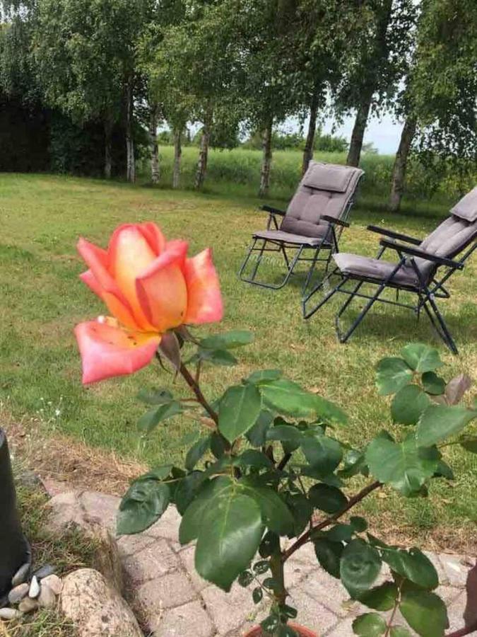 Stunning Romantik Cabin Close To Baltic Sea Villa Idestrup ภายนอก รูปภาพ